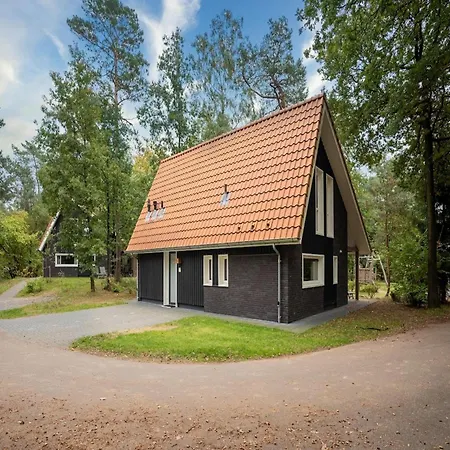 Chalet Near Hoge Veluwe National Park
